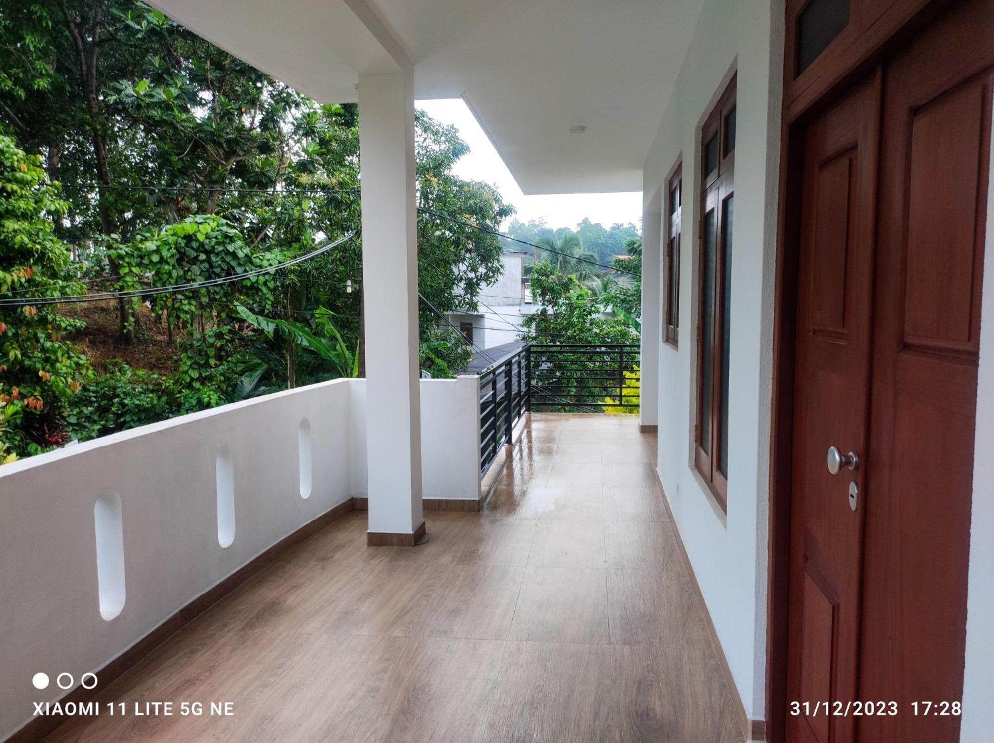 Villa Tanzanite Hikkaduwa Extérieur photo
