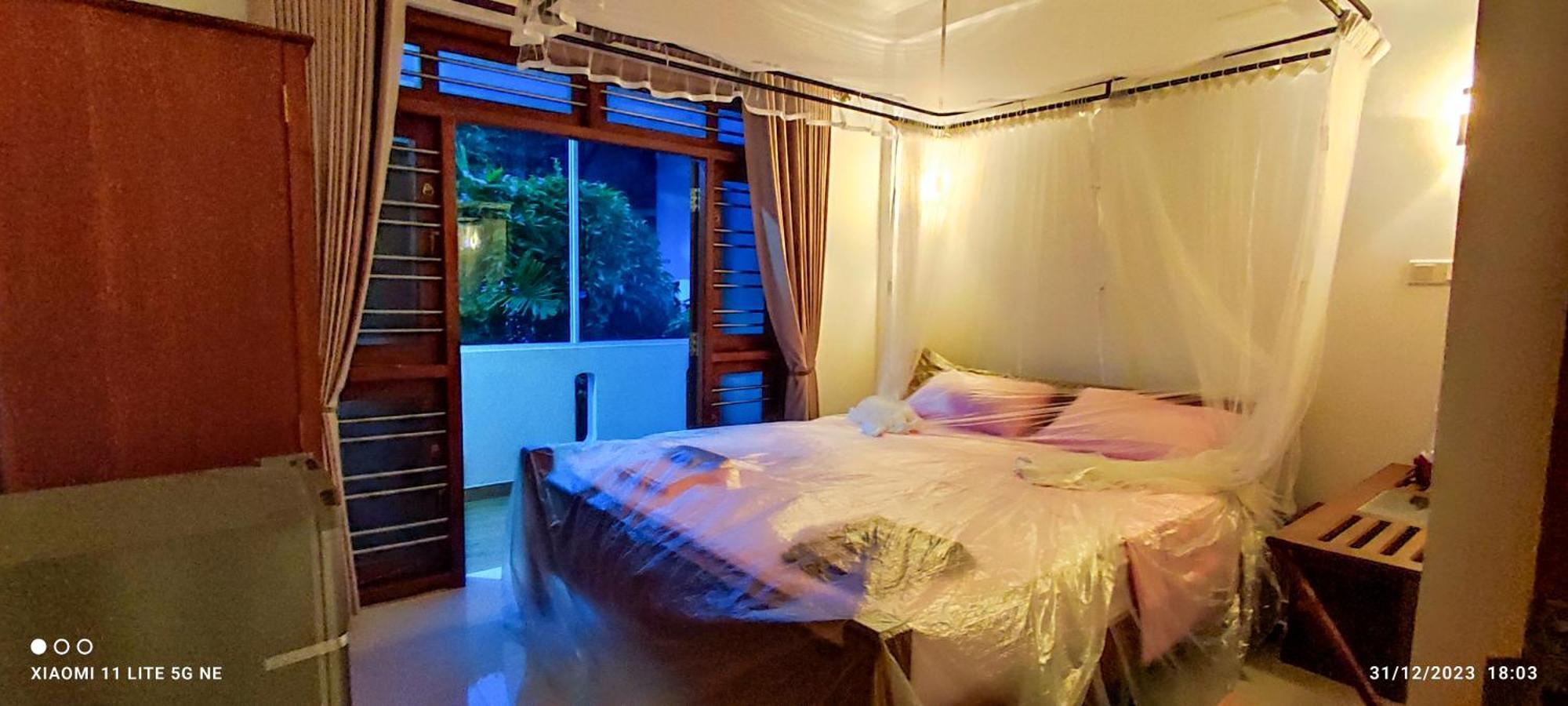 Villa Tanzanite Hikkaduwa Extérieur photo