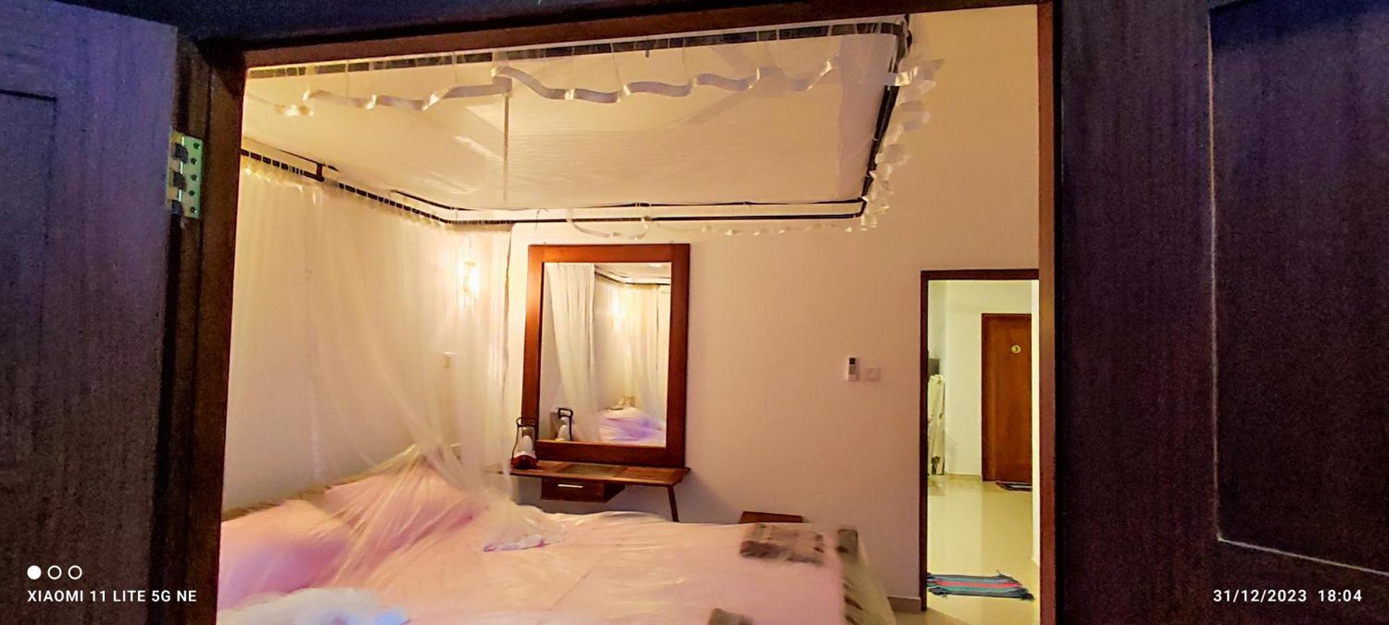 Villa Tanzanite Hikkaduwa Extérieur photo