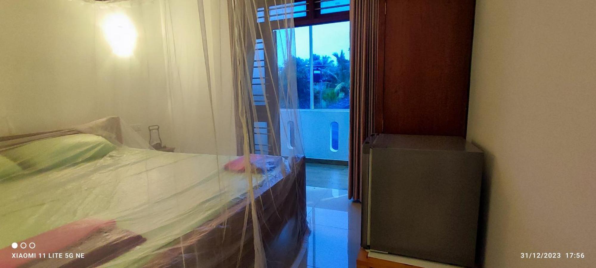Villa Tanzanite Hikkaduwa Extérieur photo